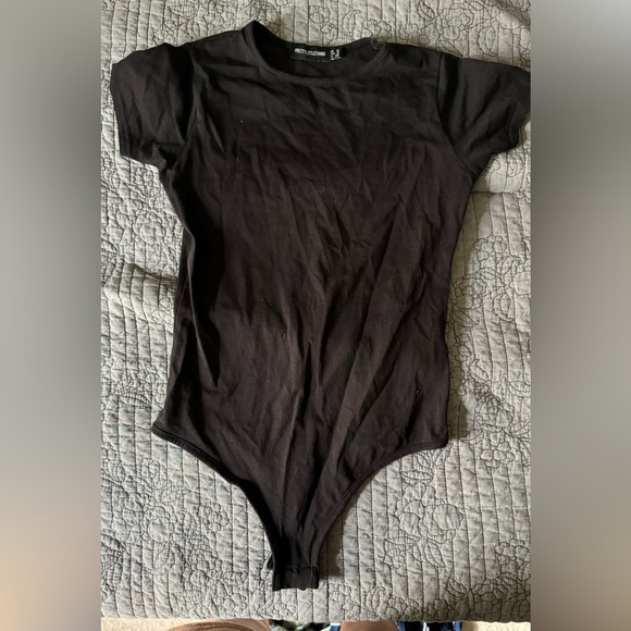 Two pretty little thing body suits - black size 6 - Picture 1 of 4